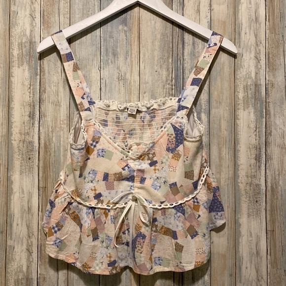 American eagle patchwork, colorful Ruffle crop top | Size medium - Picture 3 of 12
